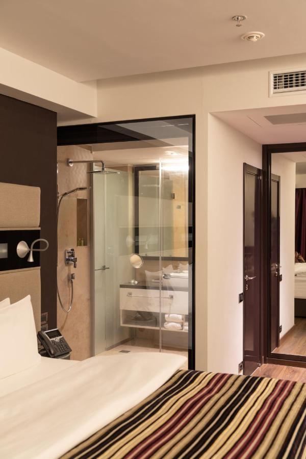 Superior Double or Twin Room,1756531651:JPEG