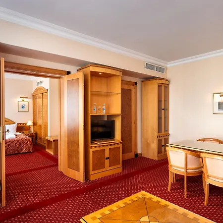 Natsionalny Hotel-2